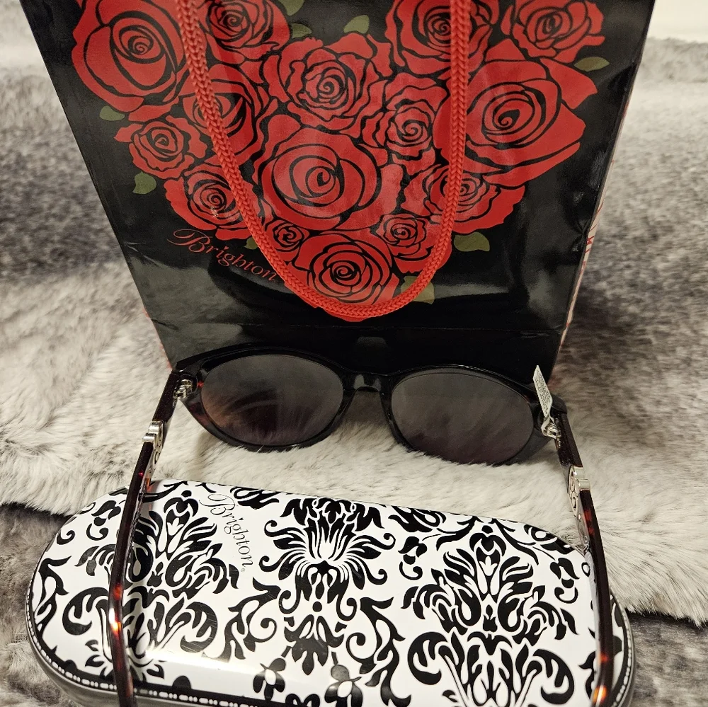 New Brighton Sunglasses - Picture 5 of 12